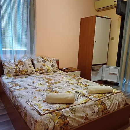 Pensiune и анхиало *