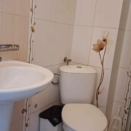 Pensiune и анхиало *