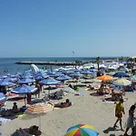 и анхиало Πομόριε