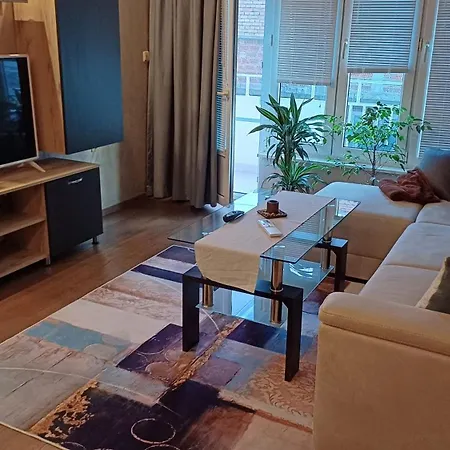 и анхиало 게스트하우스 *