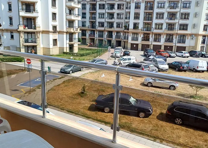 Vendégház и анхиало *