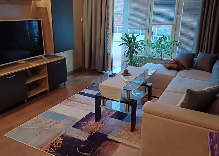 и анхиало Vendégház *