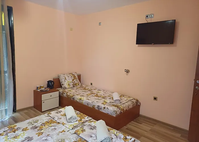 и анхиало Vendégház *