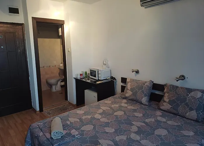 и анхиало Vendégház *