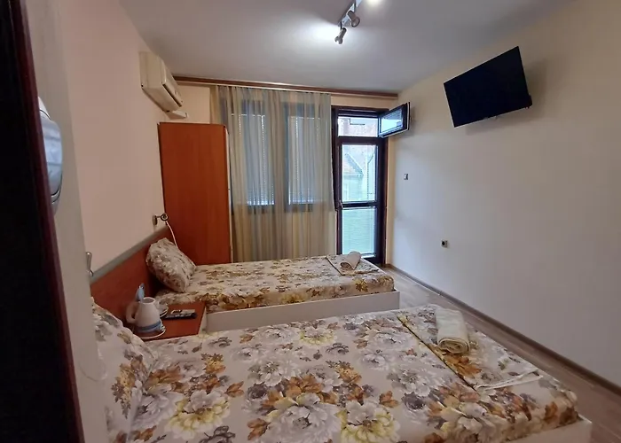 и анхиало Vendégház