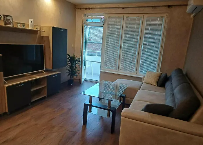 Vendégház и анхиало *